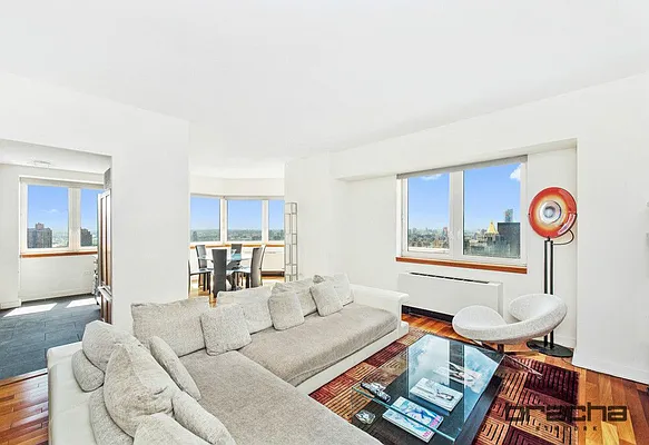 Rented by Keller Williams NYC | media 37