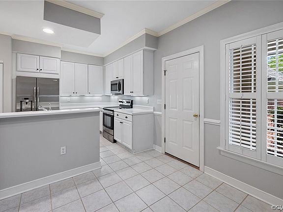 5th image of 12414 Morgans Glen Cir