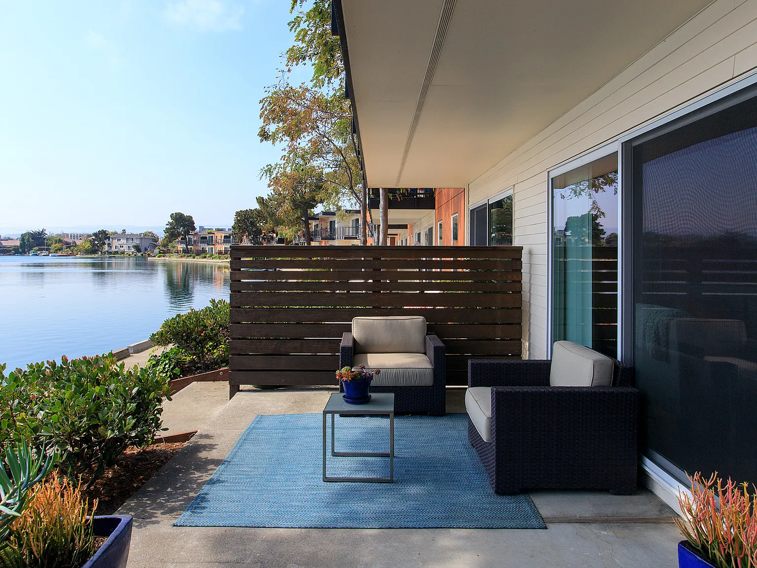 Waters Edge — Photo 2