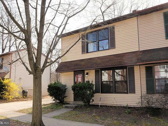 2nd image of 265 Greenough St