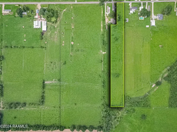 5 Jagneauxville Rd, Church Pt, LA 70525