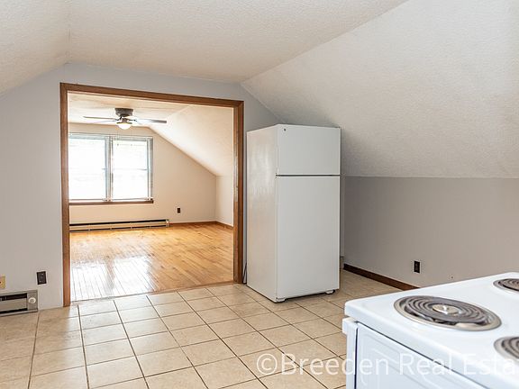 3rd image of 80 Lindsey Ln