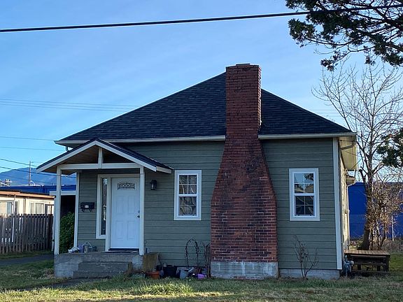 4th image of 755 Myrtine St