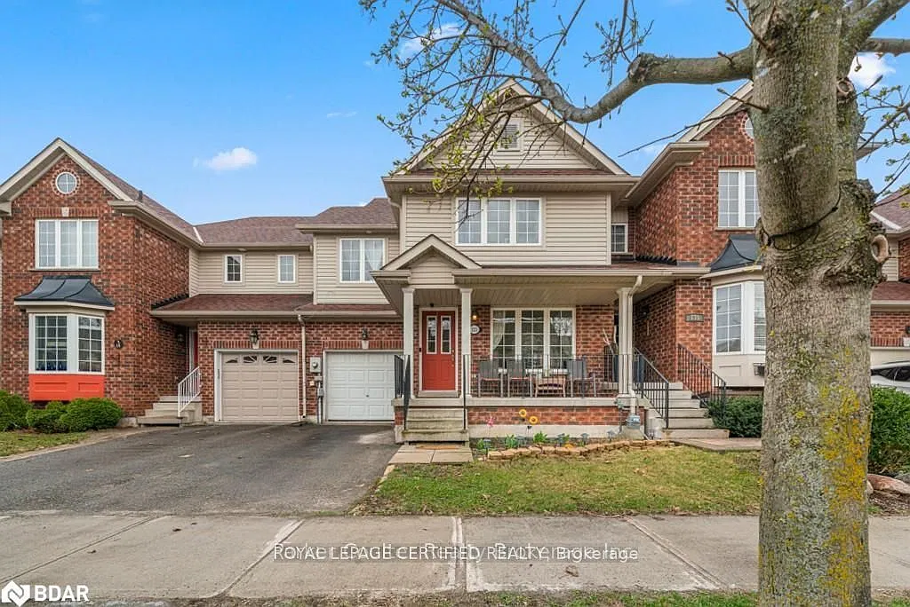 3 bed, $2,650 — Photo 1