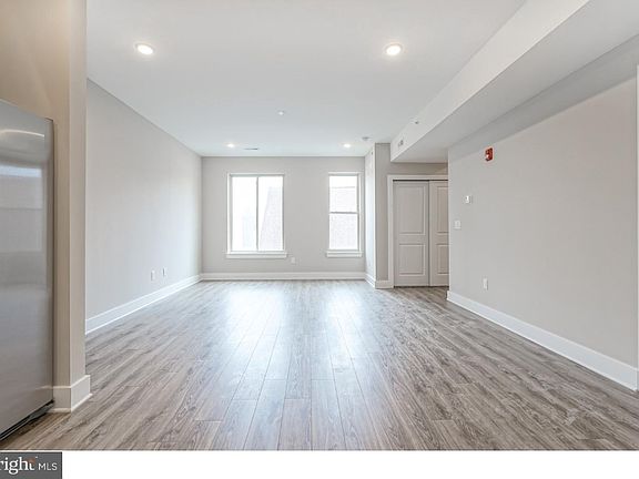 4th image of 2162 E Norris St Unit 203