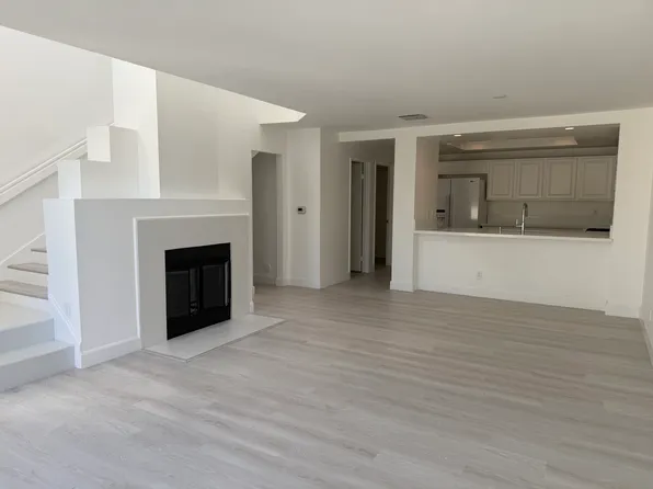 4240 Lost Hills Rd, Calabasas, CA