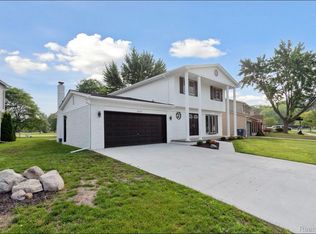 6879 Brookshire Dr, Canton, MI 48187