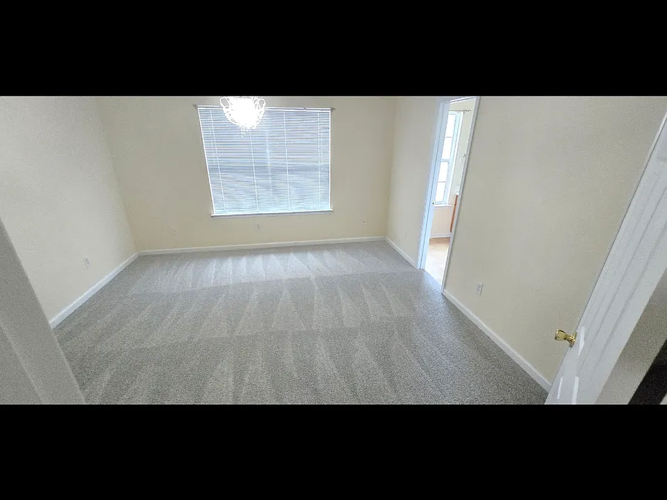 3rd floor master bedroom with walk-in closet