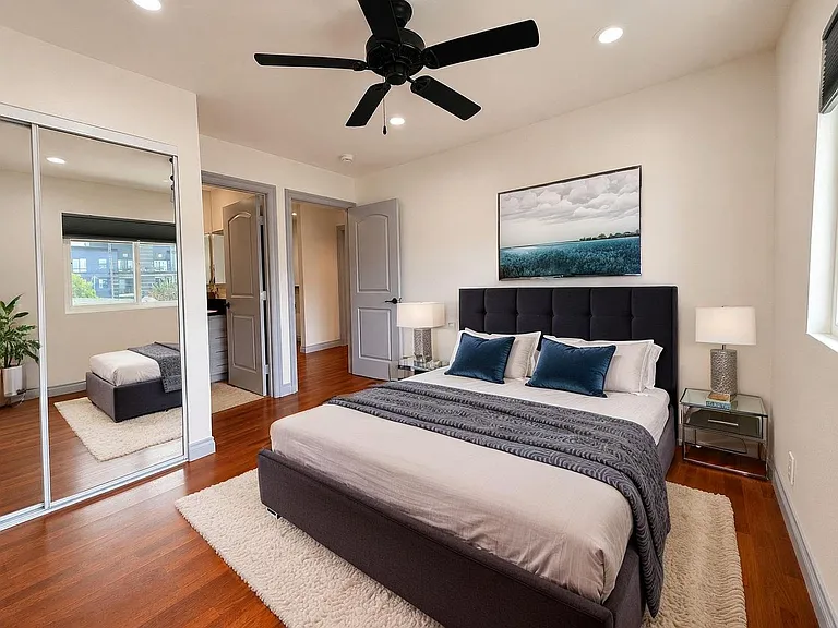 NoHo Liv Apartments — Photo 9