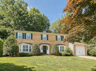 9643 Cinnamon Creek Dr, Vienna, VA 22182
