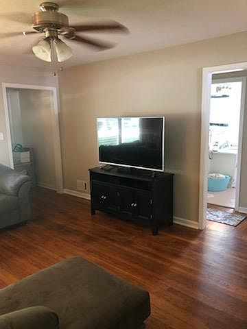 2nd image of 1274 Maple Dr SW APT B