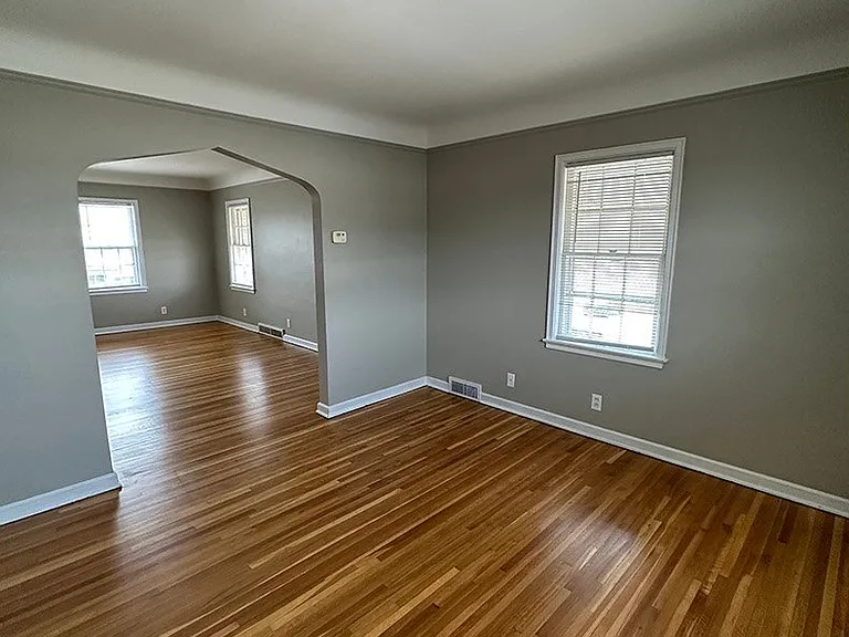 3902 Harney St — Photo 15