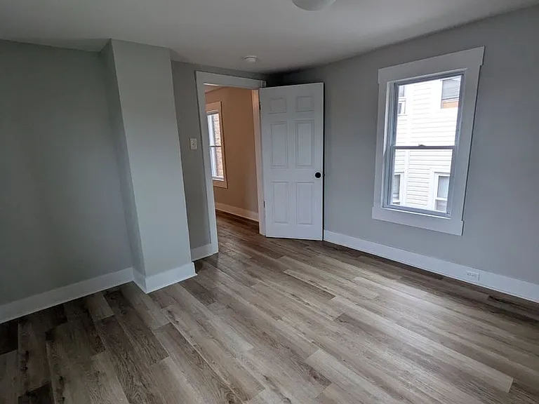 7526 Dickson St — Photo 20