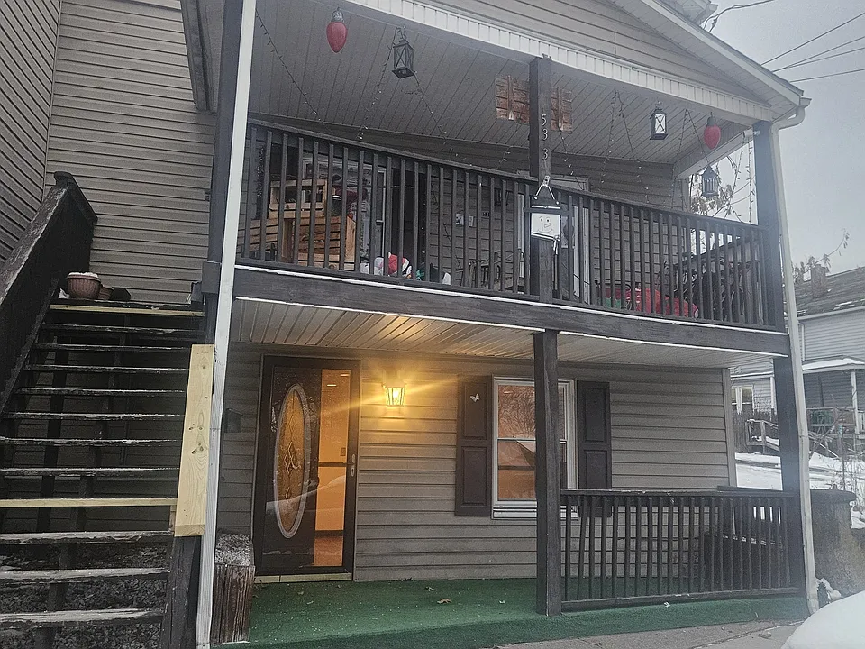 533-535 W Shawnee Ave