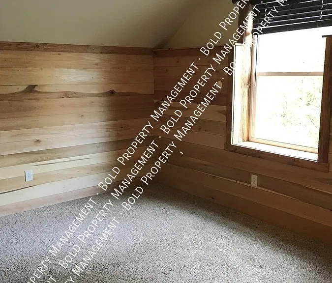 101 Schubert Rd — Photo 12