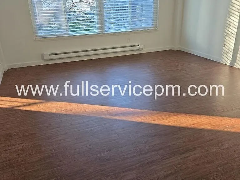 524 5th Ave W #100-404 — Photo 4