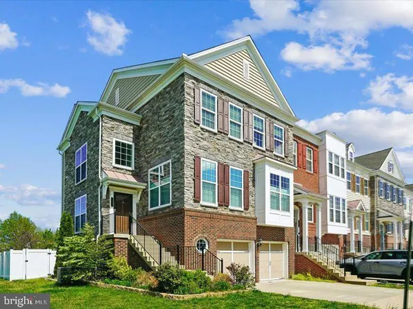 43542 White Cap Ter, Chantilly, VA 20152