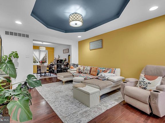 2nd image of 8221 Parham Ct