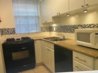 (Undisclosed Address), Miami Beach, FL 33139