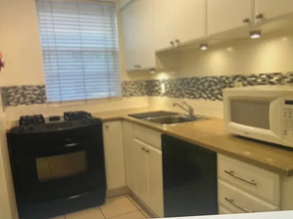 (undisclosed Address), Miami Beach, FL 33139