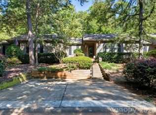 498 Sweetgum Dr, Fort Mill, SC 29715