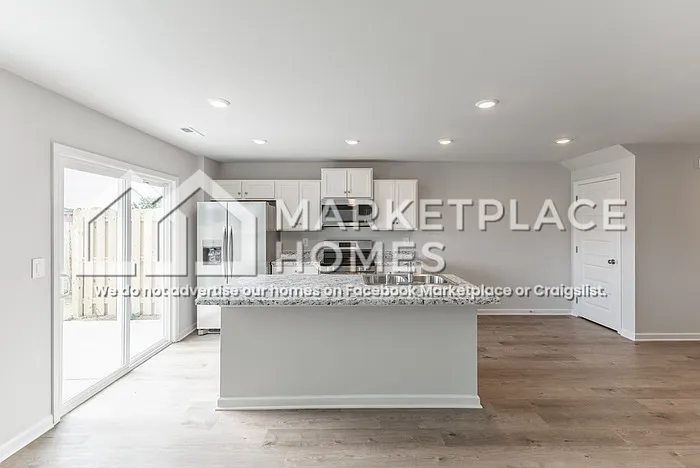 4129 Hudson Ct — Photo 8