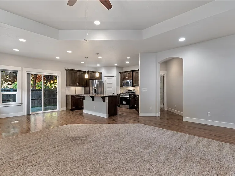 6442 S Palesa Way — Photo 7