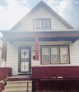 1225 West Keefe AVENUE, Milwaukee, WI, 53206