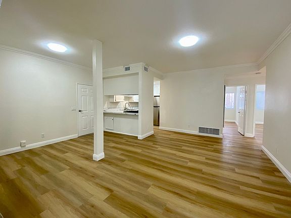 3rd image of 1160 Thomas Ave APT C