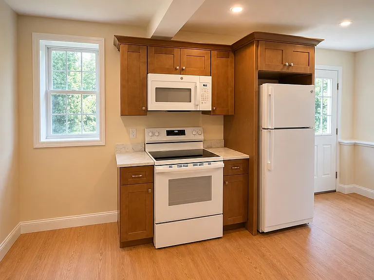 7 Prospect Ave #A — Photo 4