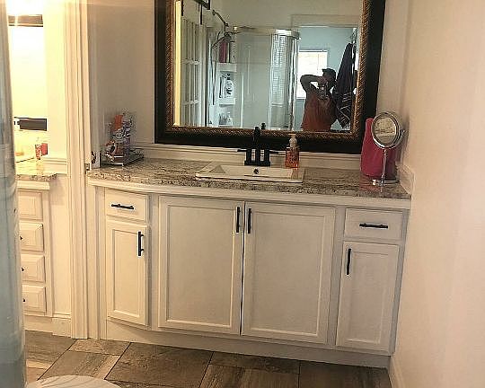 4th image of 301 W Legion Blvd