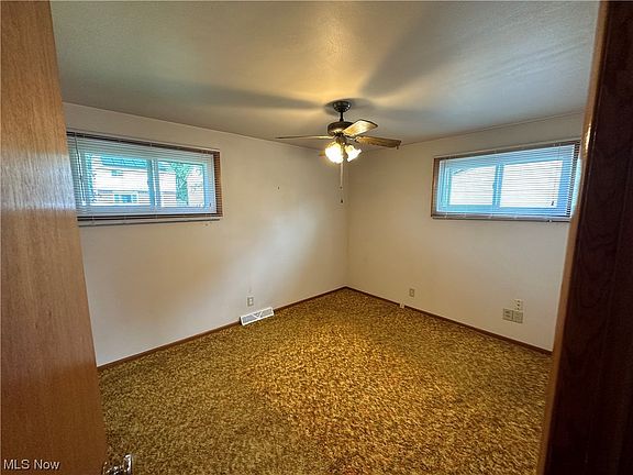 4th image of 1215 E 348th St