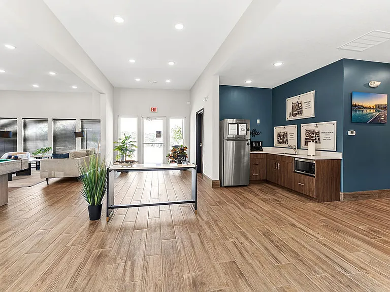 Fairway Flats — Photo 38