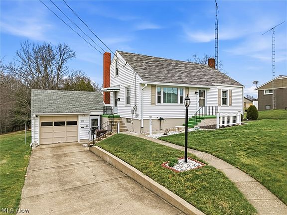 2nd image of 739 Sunset Dr