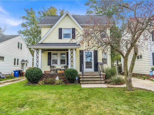 16701 Elsienna Ave, Cleveland, OH 44135