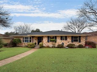 8417 Londonderry Ln, Dallas, TX 75228
