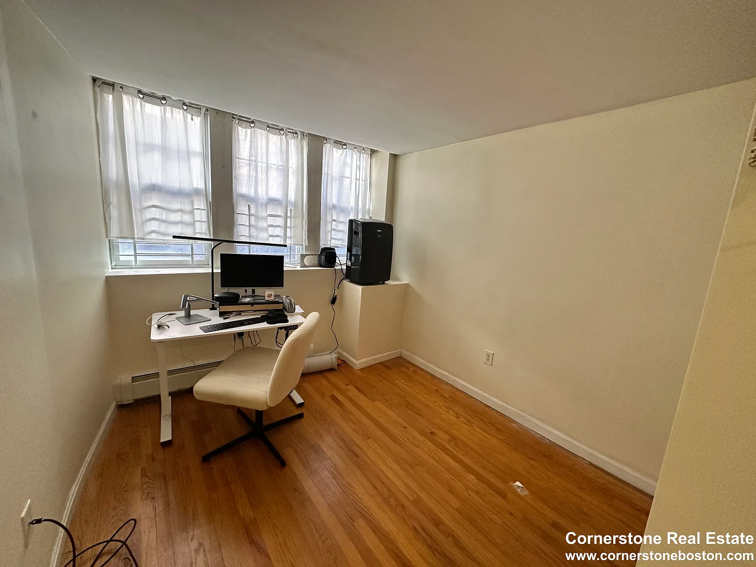 2 bed, 9999 sqft, $4,100 — Photo 2