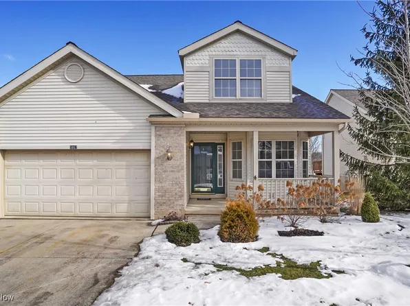 3867 Heron Ct, Stow, OH 44224