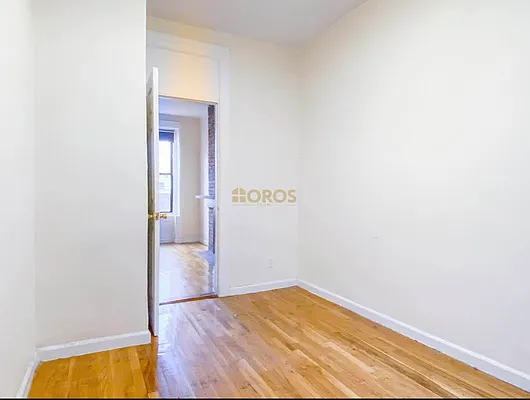 Rented by City Connections Realty | media 6