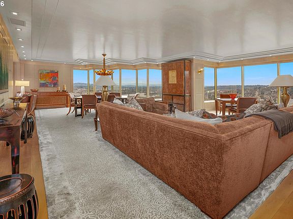 4th image of 1414 SW 3rd Ave APT 2402