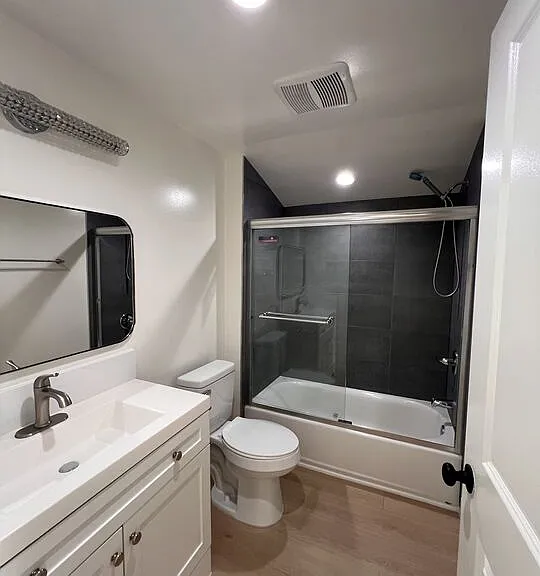 946 S Lucerne Blvd — Photo 7