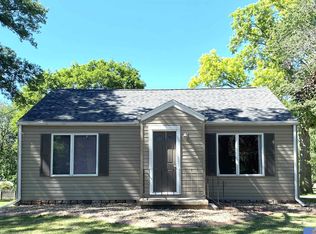 1501 N 11th St, Beatrice, NE 68310