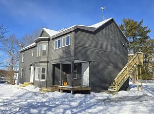 182 Pleasant St #3, Richmond, ME 04357