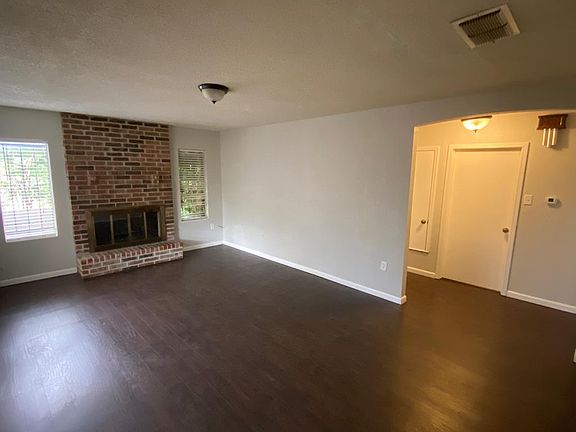 2nd image of 1311 W Ohio Ave