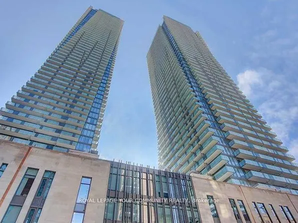 65 Saint Mary St, Toronto, ON