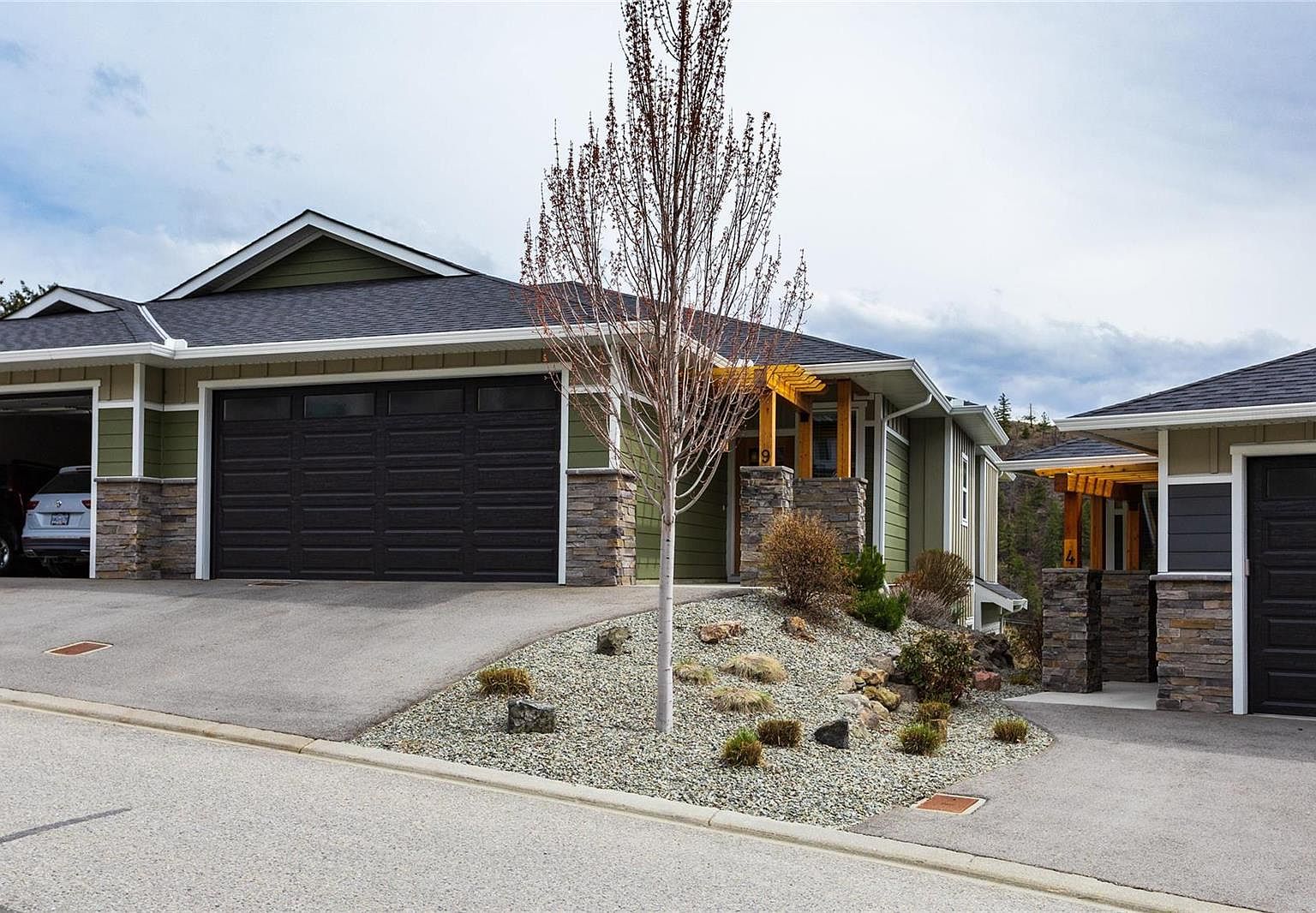 2490 Tuscany Dr 9, West Kelowna, BC V4T 3M4 Zillow