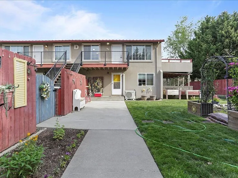 526 S 40th Ave #D209 — Photo 15