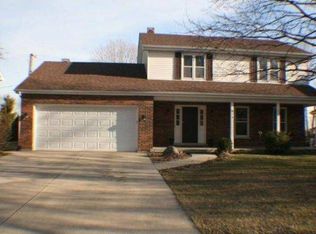 819 Brookside Dr, Bartlett, IL