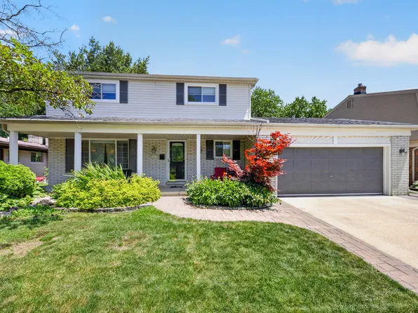 7568 Sussex Dr, Canton, MI 48187