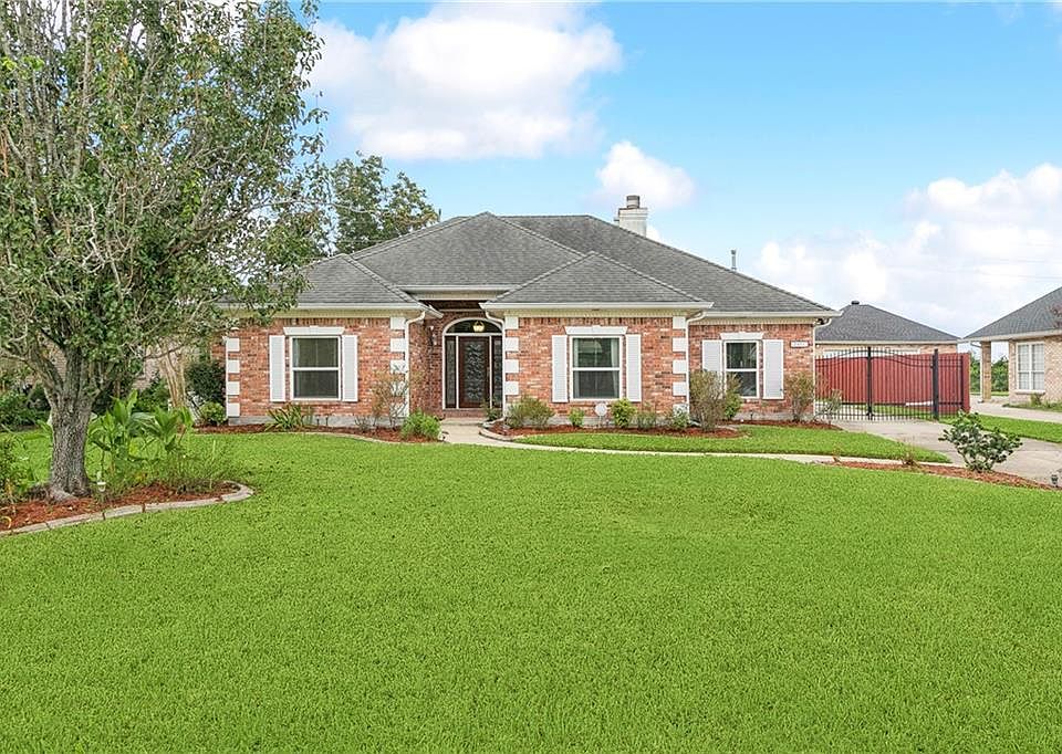 1st image of 3421 Lake Lynn Dr